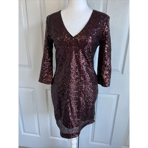 Express Sequin Minidress 8 VNeck 3/4 Sleeve Lined Black Cherry Sparkle Hoco Prom - Picture 1 of 9